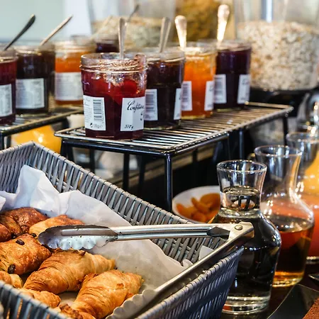 Hotel Inn Design & Restaurant Le Mans Отель 2*