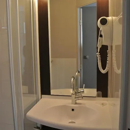 Hotel Inn Design & Restaurant Le Mans 2*