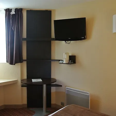 Отель Hotel Inn Design & Restaurant Le Mans Арнаж